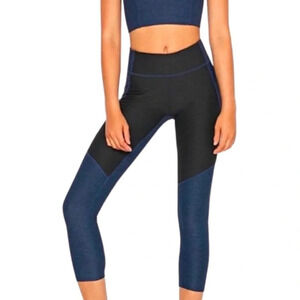 Outdoor Voices Leggings Womens Size XS Two Tone Warming Up Pants Crop 3/4 Blue